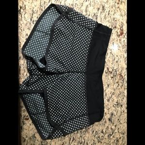 Lululemon shorts black with polka dots